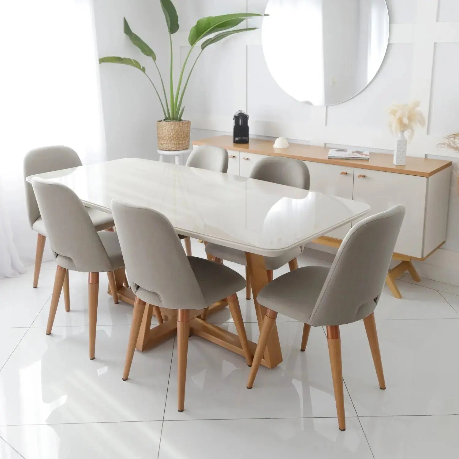 Escolha e combine mesas e cadeiras de jantar de forma funcional e
