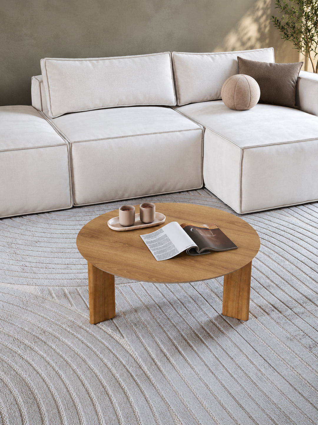 Mesa de Centro Redonda com Pés de Madeira Maciça Moova 80 cm - Mel