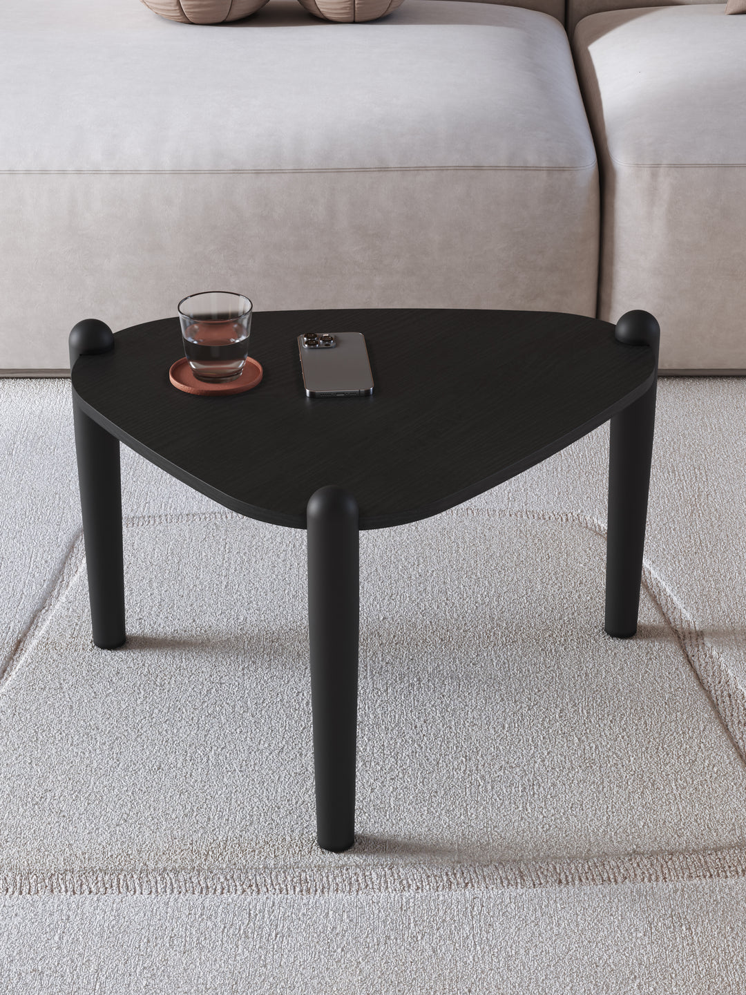 Mesa de Centro Orgânica com Pés em Madeira Maciça Mori 55 cm - Preto Fosco