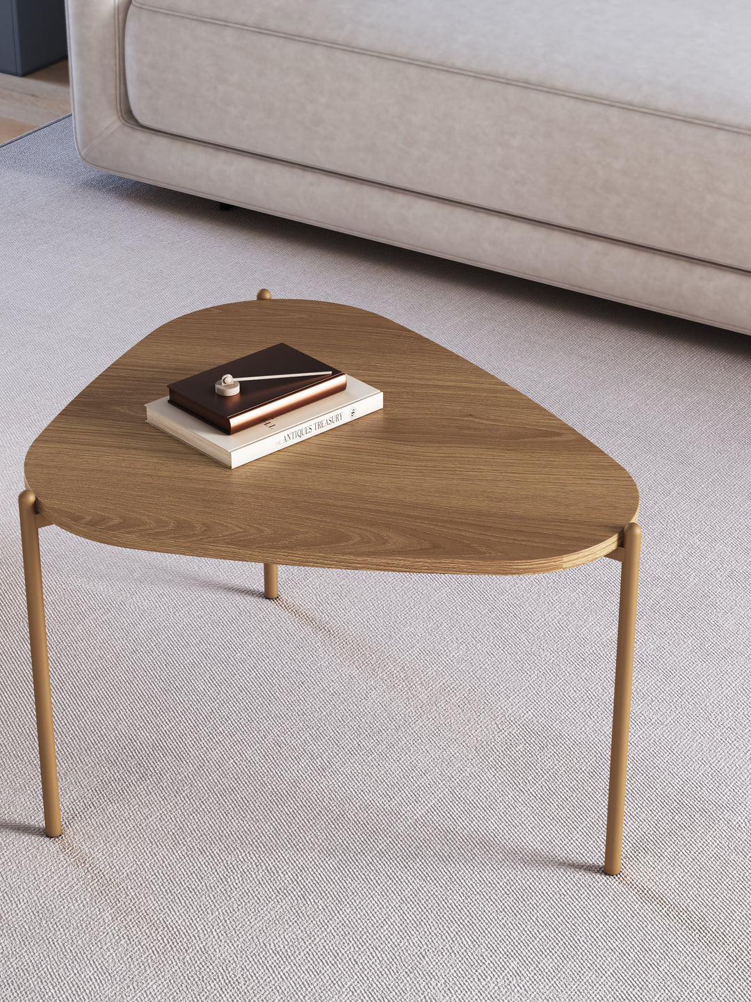 Mesa de Centro Orgânica com Pés em Aço Nami 59 cm - Mel c/ Dourado