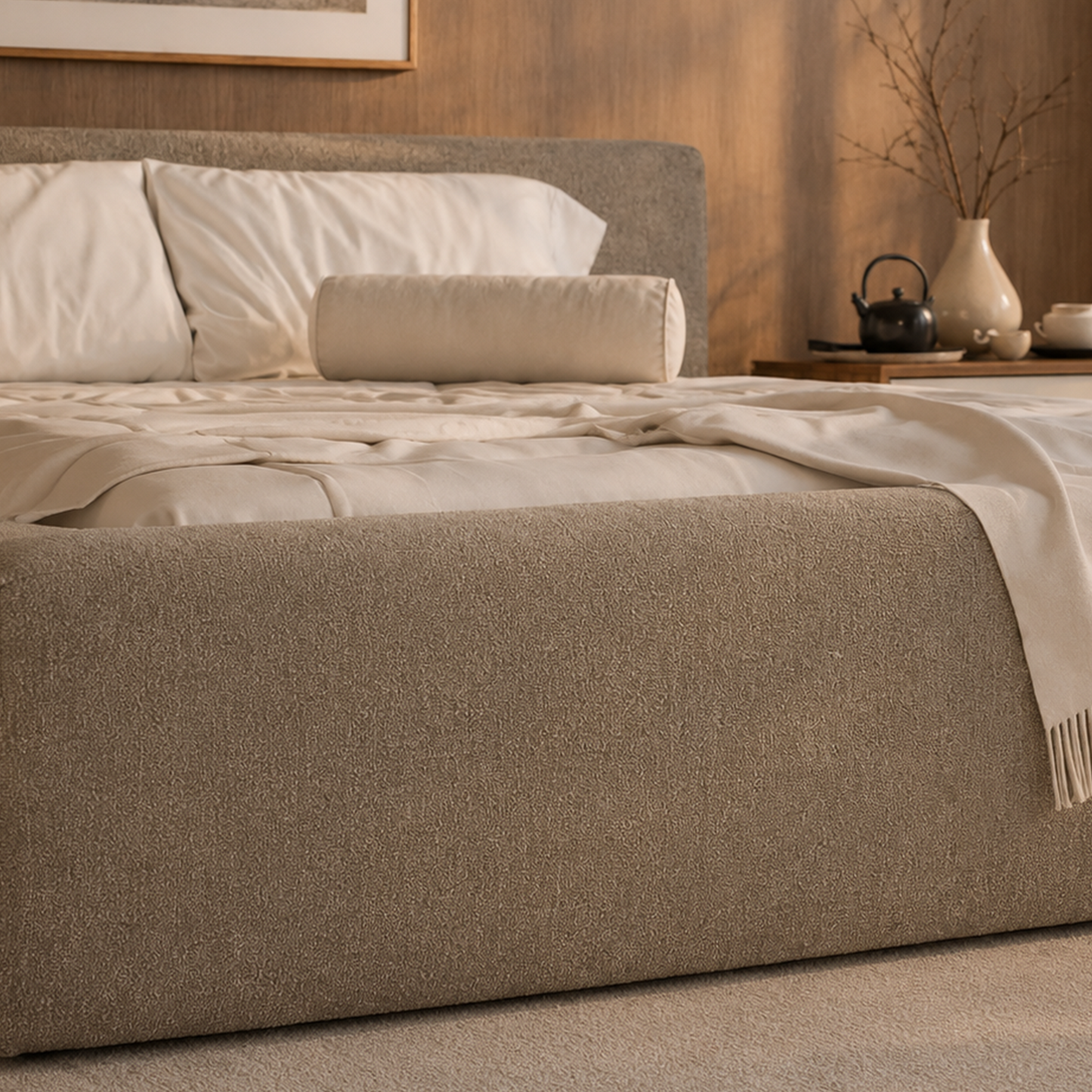 Cama Estofada de Casal com Cabeceira Nora - Linho Fendi
