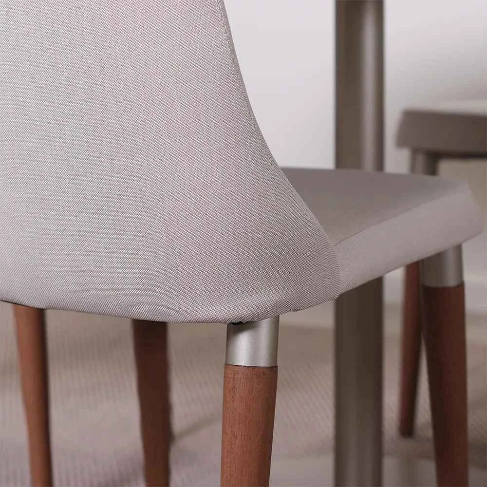 Conjunto de 8 Cadeiras de Madeira Maciça Estofada Lara - Natural c/ Linho Off White - Champanhe