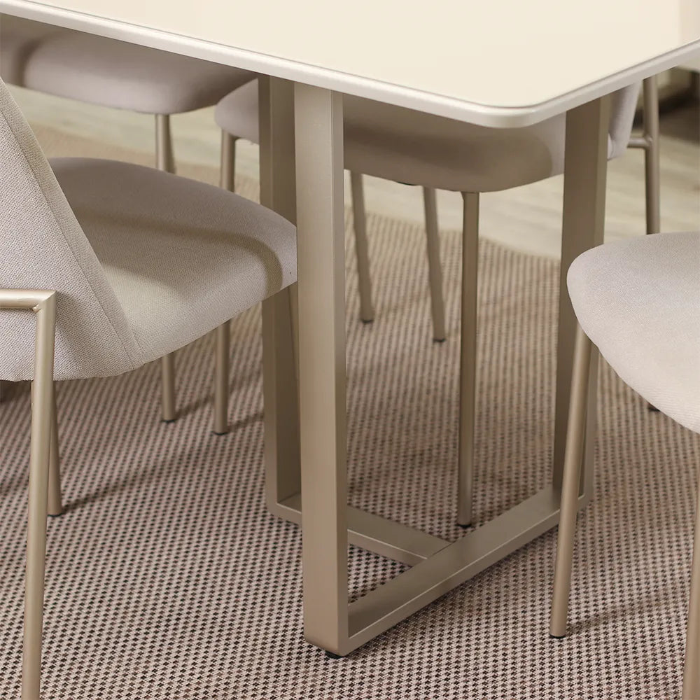 Conjunto de Jantar Mesa Retangular com Vidro Arcádia 6 Cadeiras Lucille - Champanhe c/ Off White - Palha