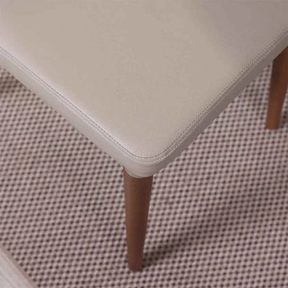 Conjunto de 8 Cadeiras de Madeira Maciça Estofada Lara - Natural c/ PU Fendi - Champanhe