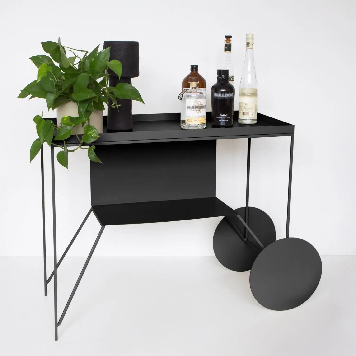 Homedock Carrinho Bar de Metal Tanner 103 cm - Preto Linee